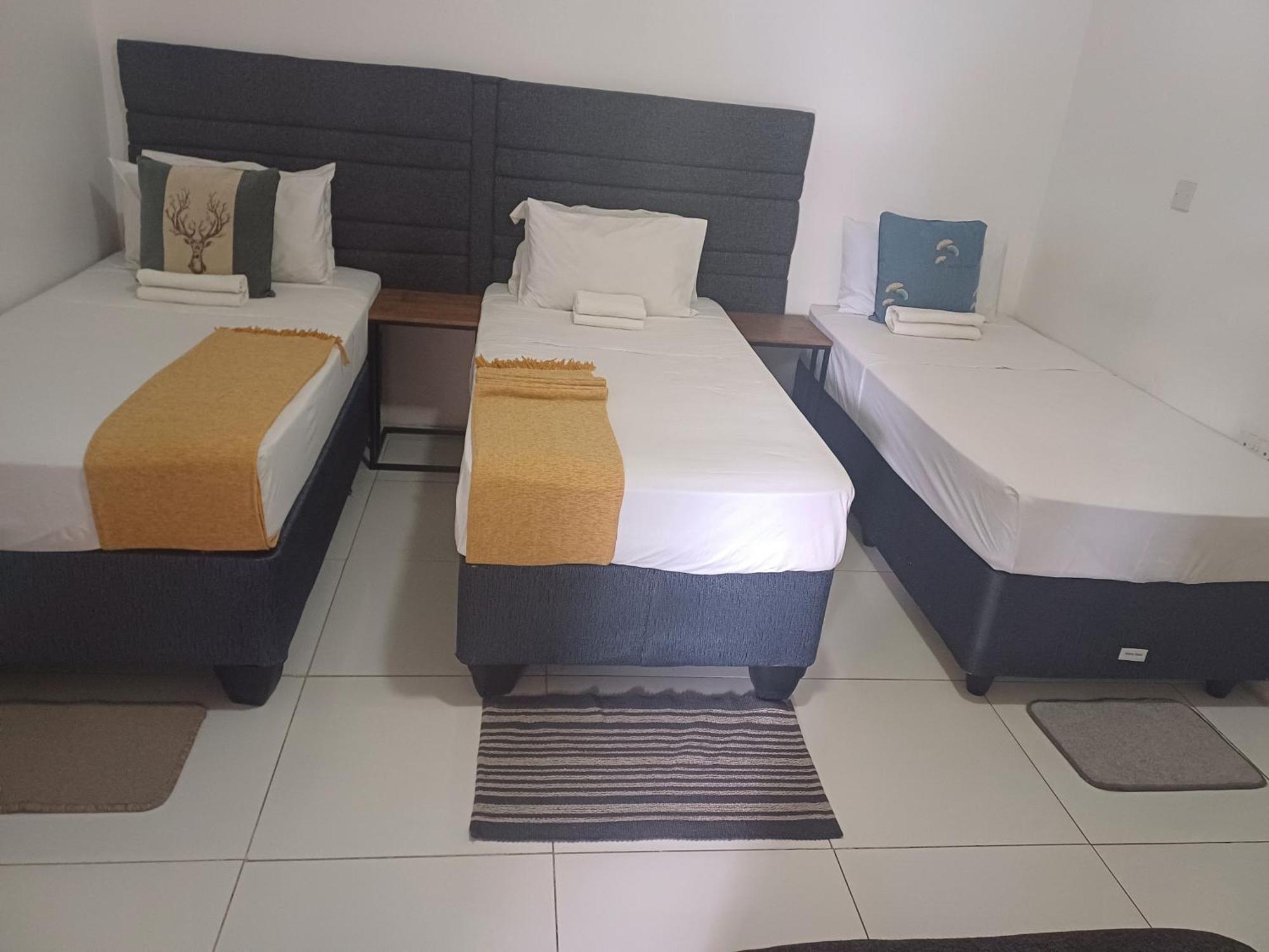 Jayla Homestay Maun Luaran gambar